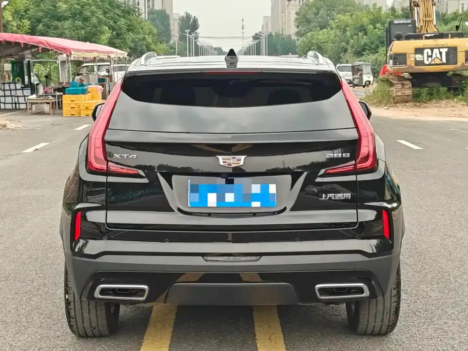Cadillac XT4