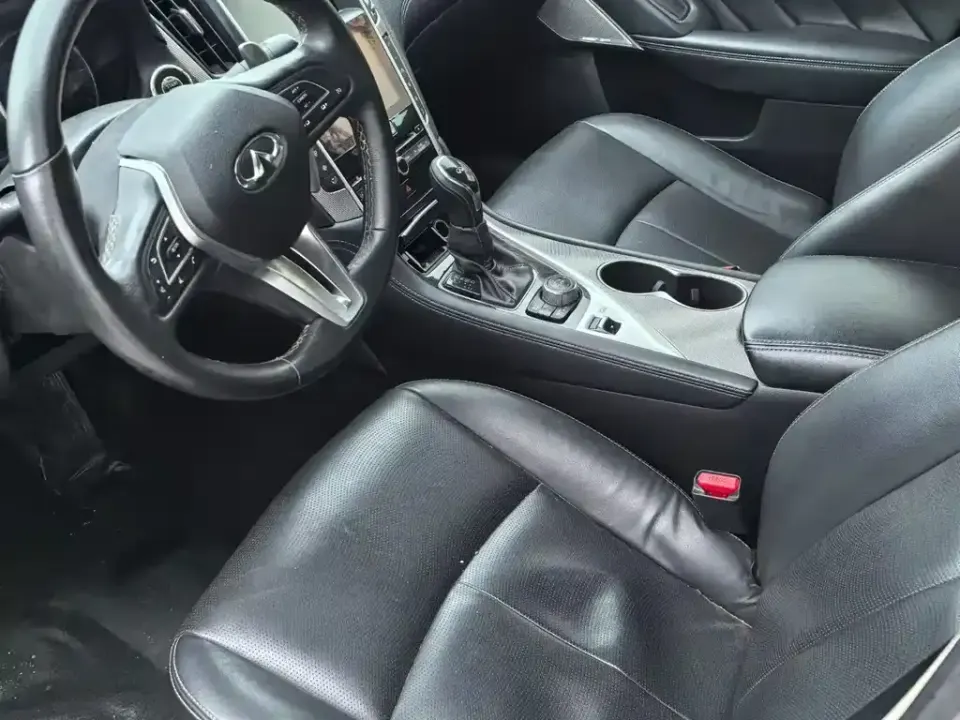 Infiniti Q50L