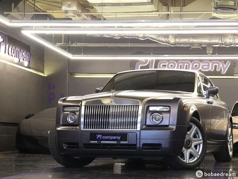 Rolls-Royce Phantom