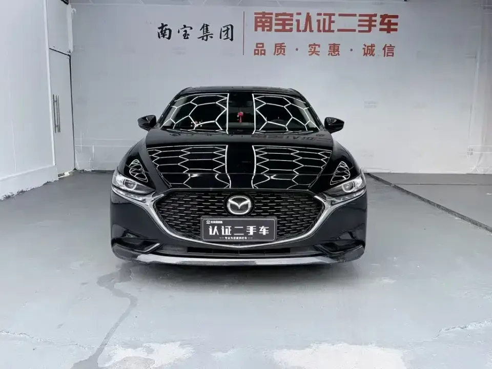 Mazda 3 Axela