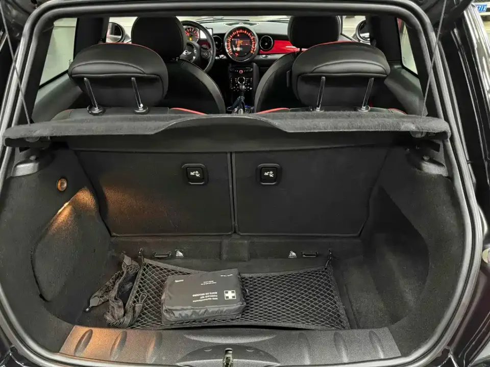 MINI Mini JCW