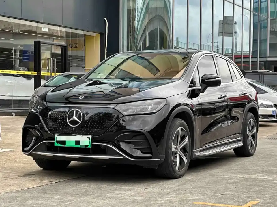 Mercedes-Benz EQE SUV