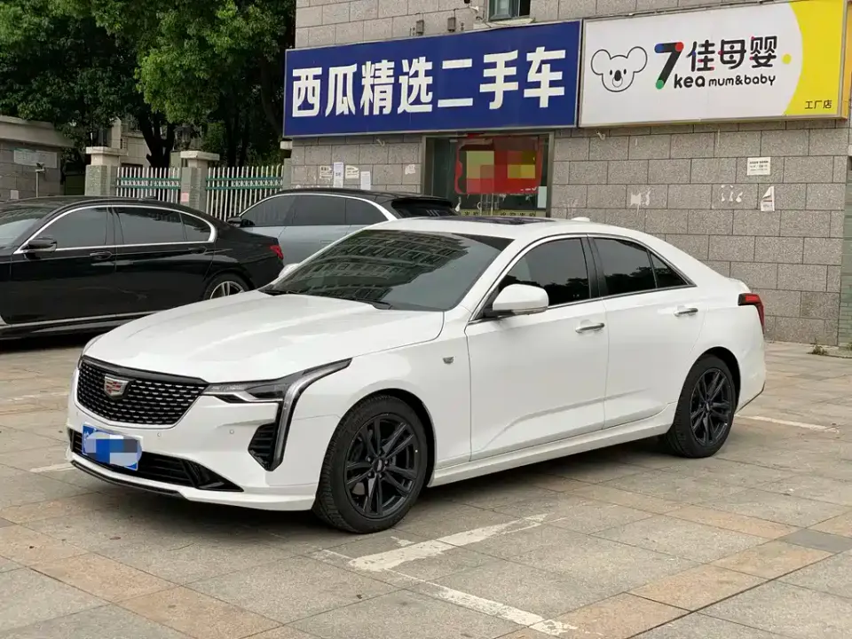 Cadillac CT4