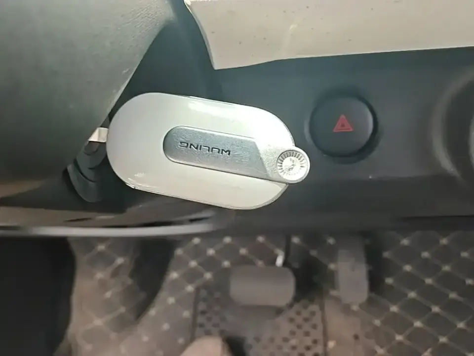 Wuling MINIEV