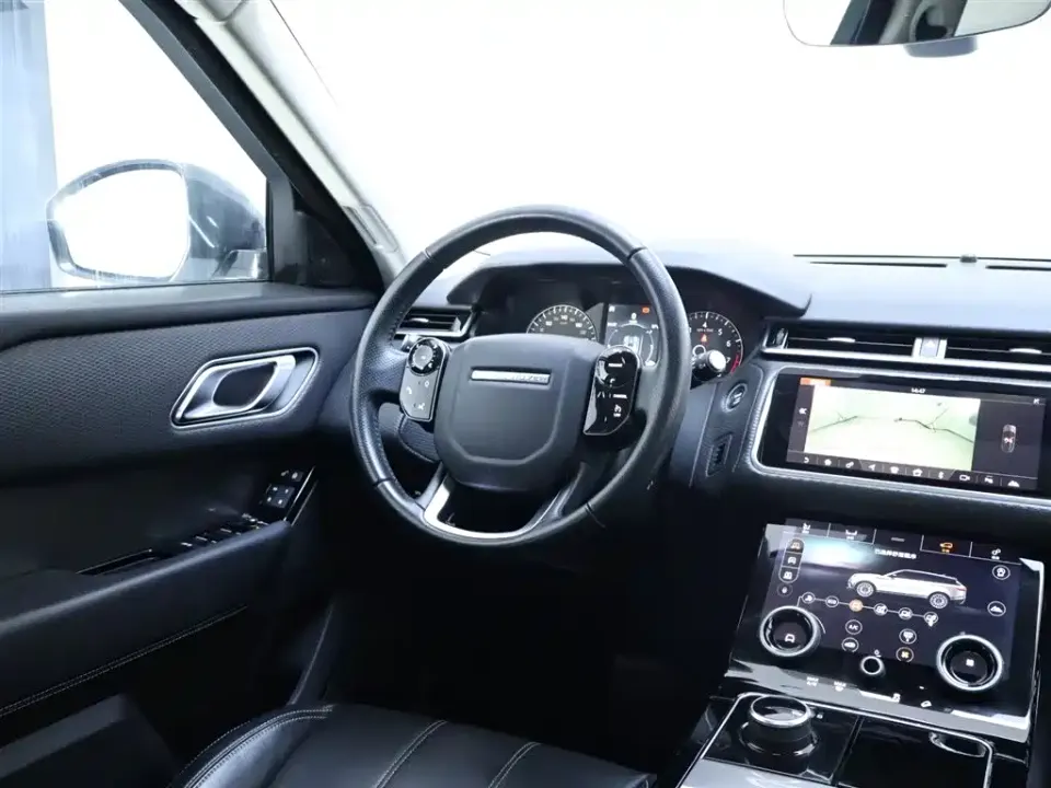 Land Rover Velar