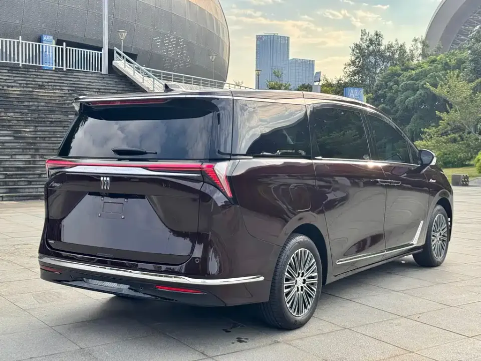 Buick GL8 Hybrid
