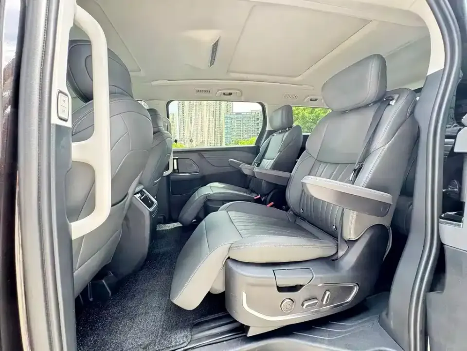 JAC Refine Refine RF8 PHEV