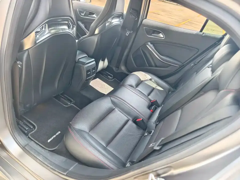 Mercedes-Benz GLA AMG