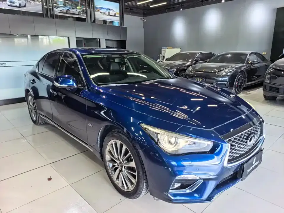Infiniti Q50L