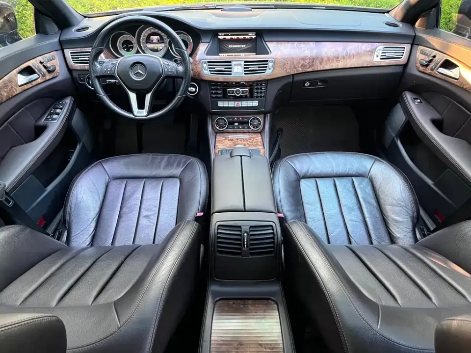 Mercedes-Benz CLS