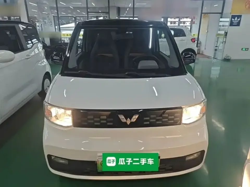 Wuling MINIEV