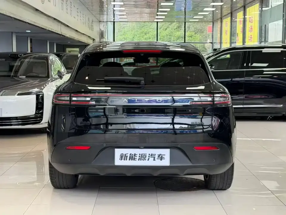 AITO AITO M5