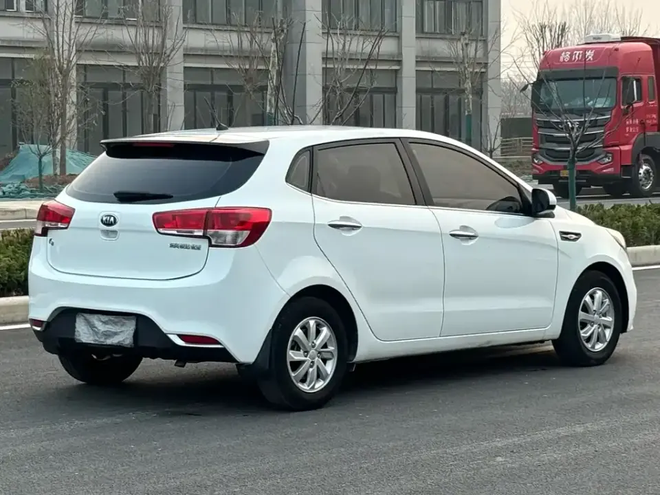 Kia K2