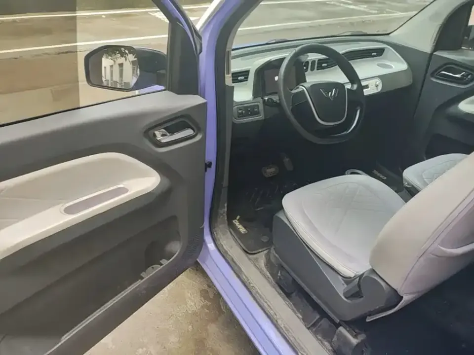 Wuling MINIEV