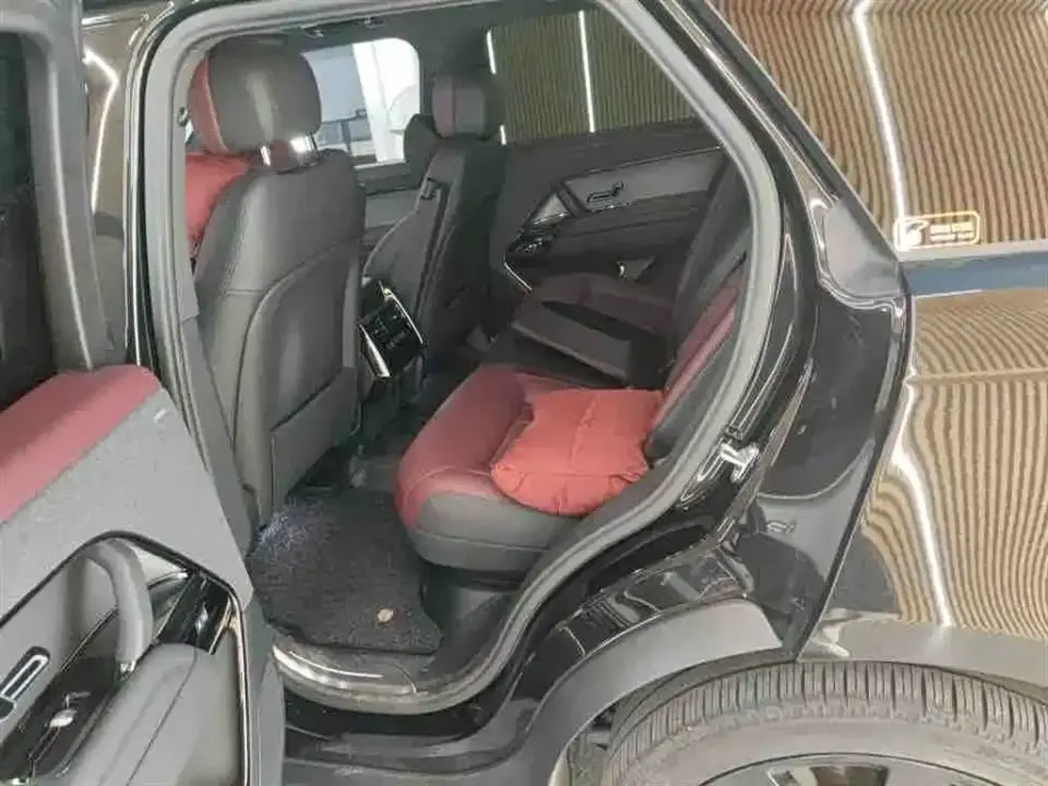 Land Rover Sport