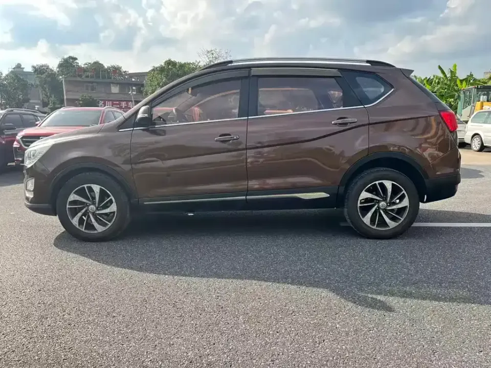 Baojun 560