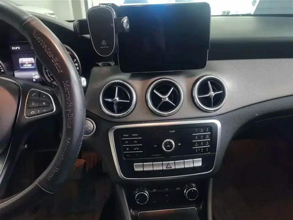 Mercedes-Benz CLA (Import)