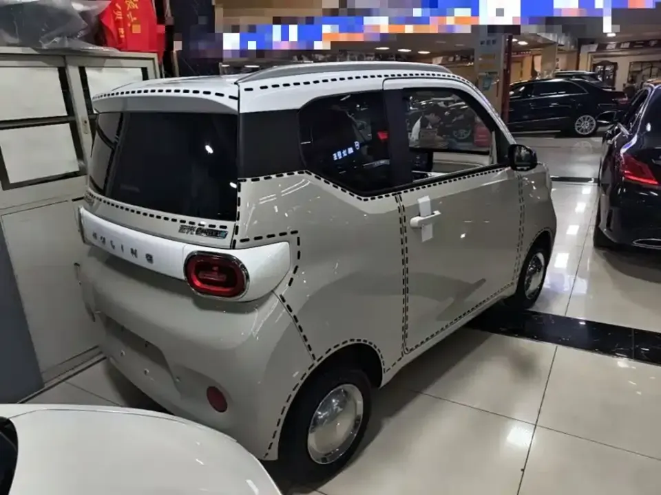 Wuling MINIEV