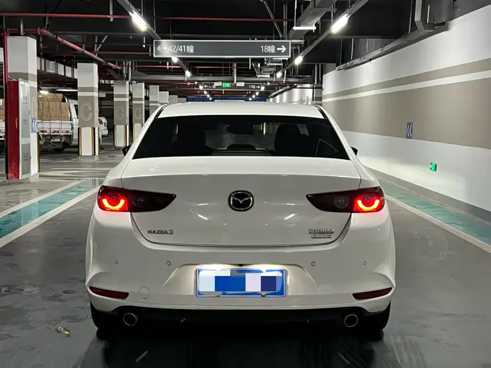 Mazda 3 Axela