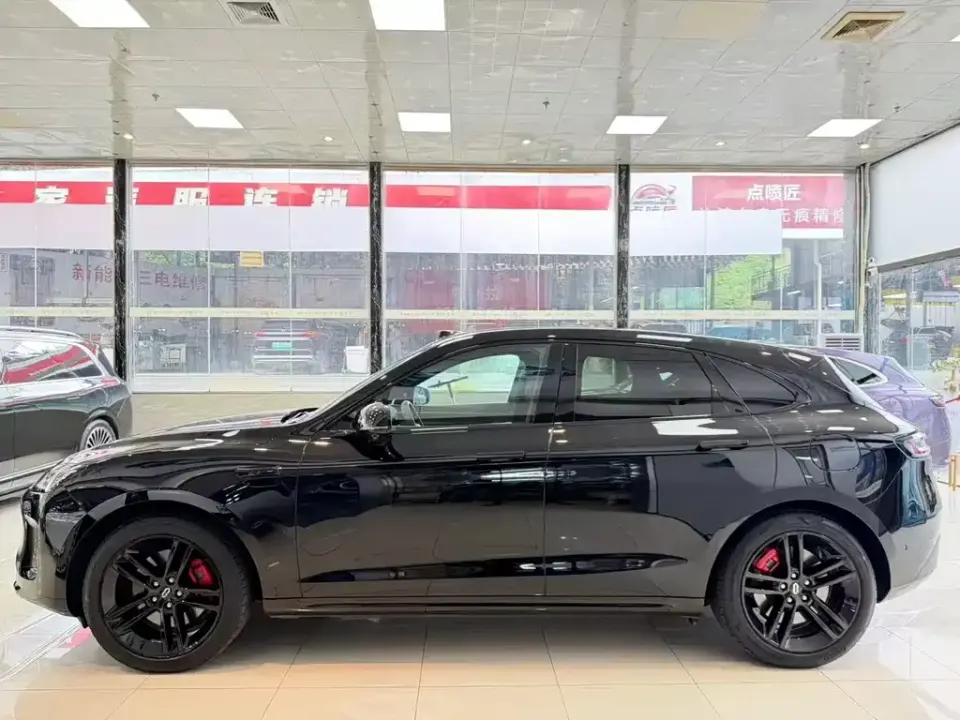 AITO AITO M5