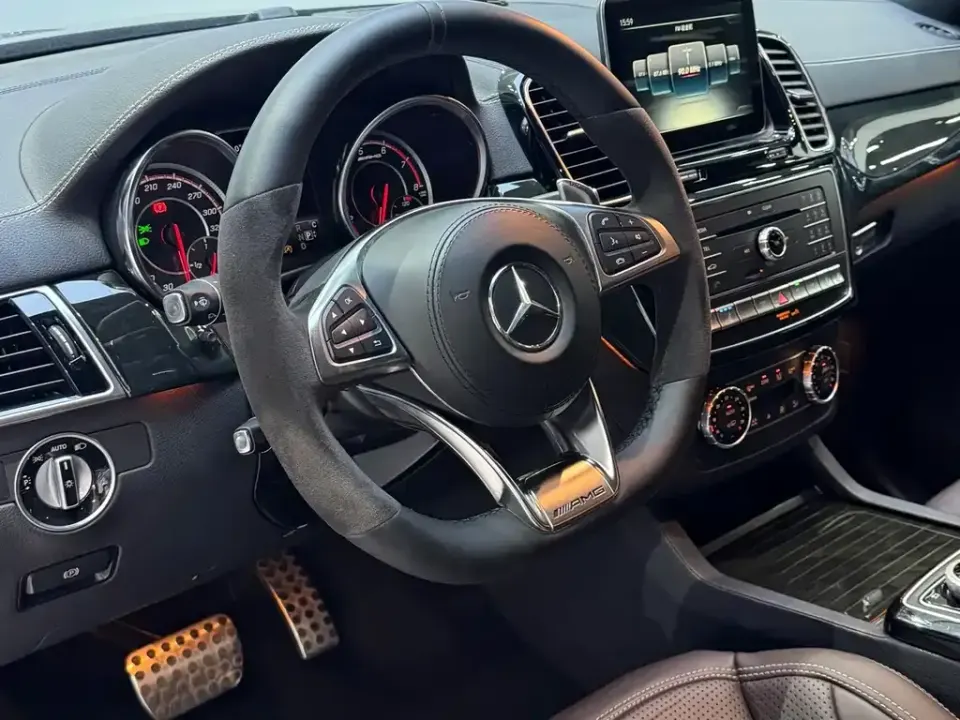 Mercedes-Benz GLS AMG