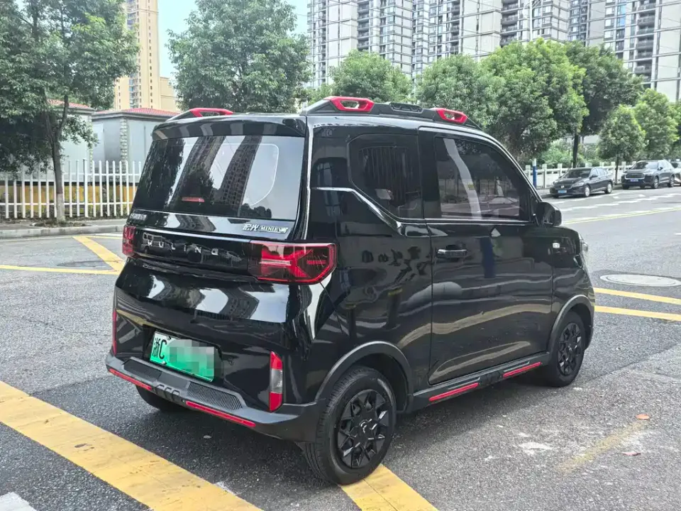Wuling MINIEV