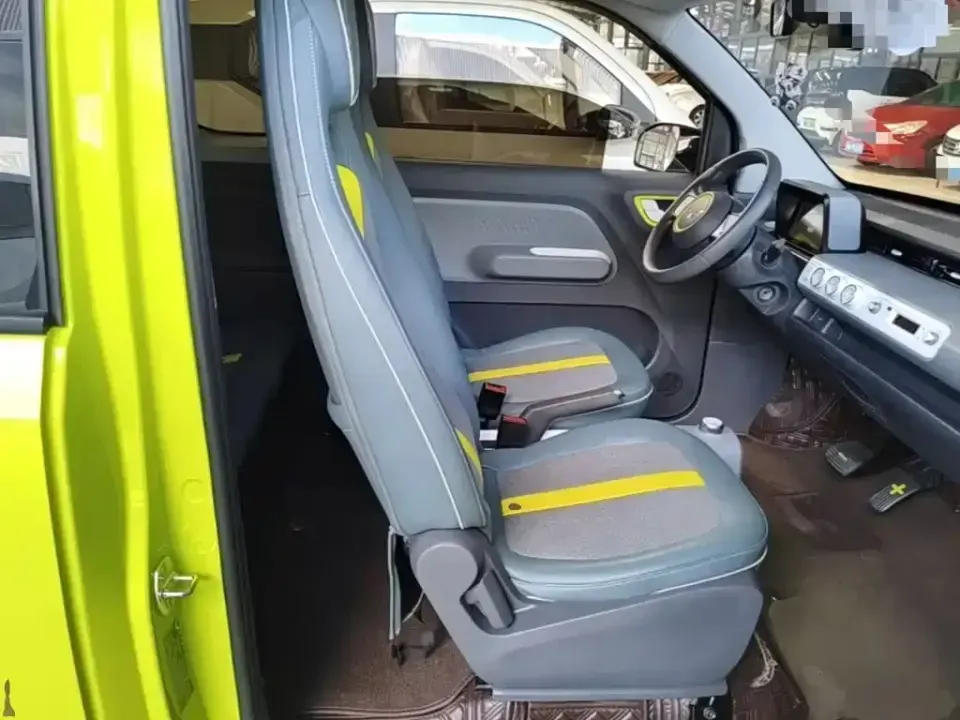Wuling MINIEV