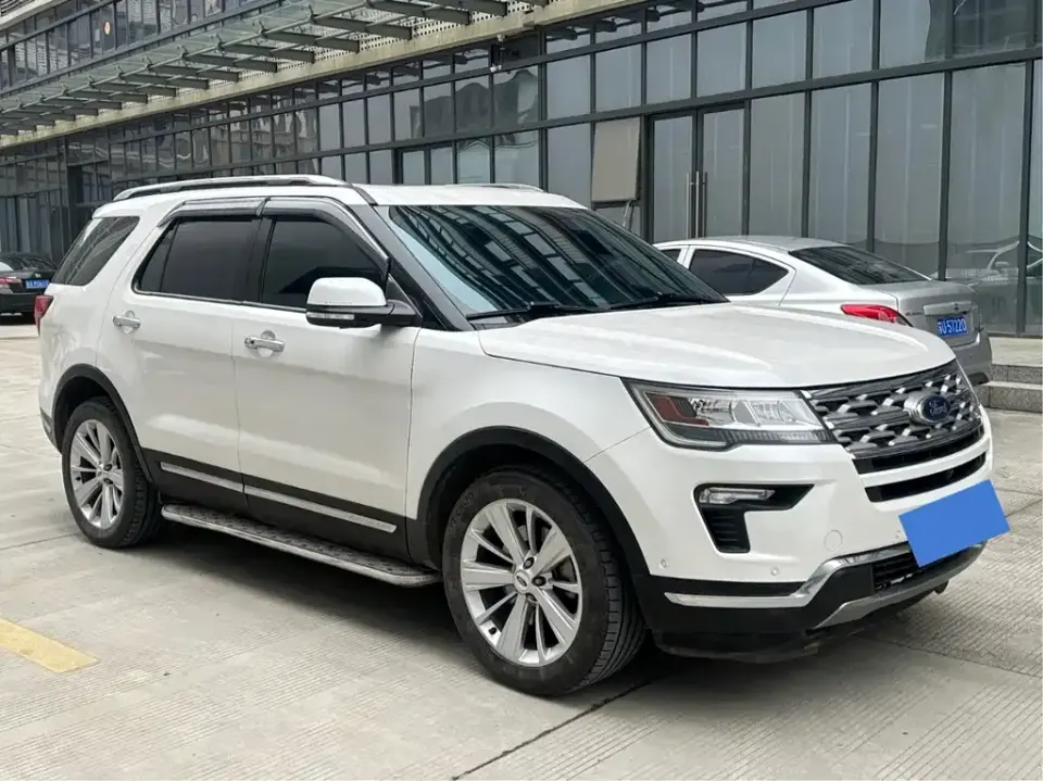 Ford Explorer (Import)