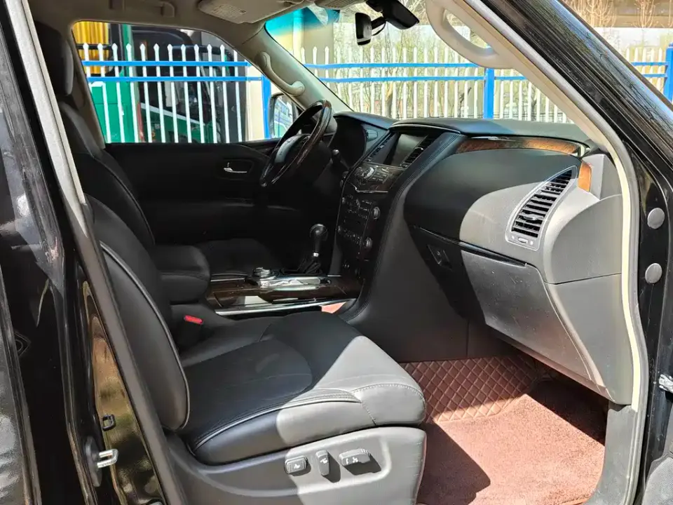 Infiniti QX
