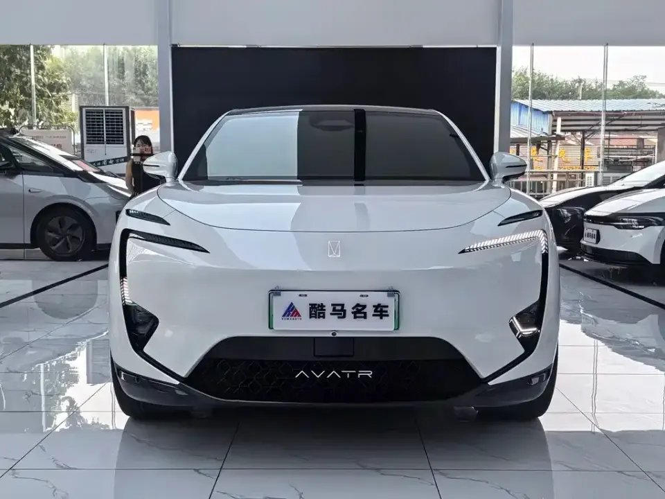 Avatr Avatr 11
