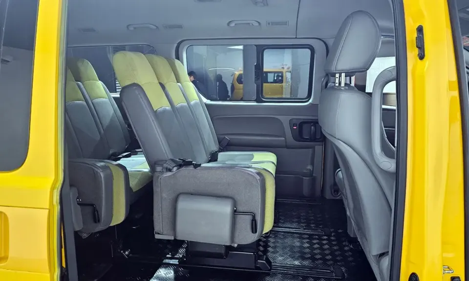 Hyundai Starex