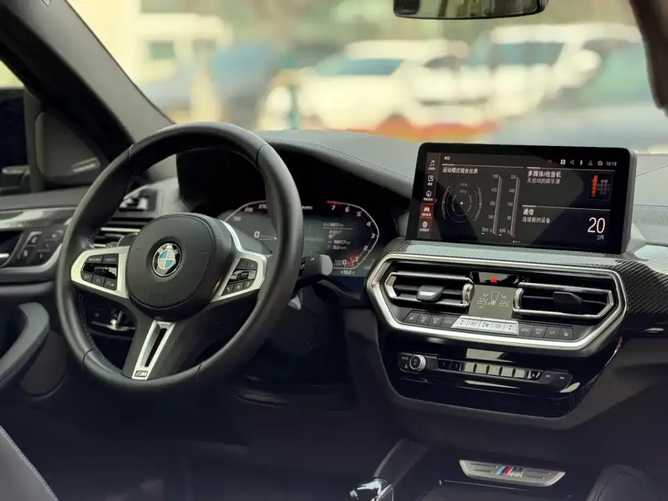 BMW X4 M40i