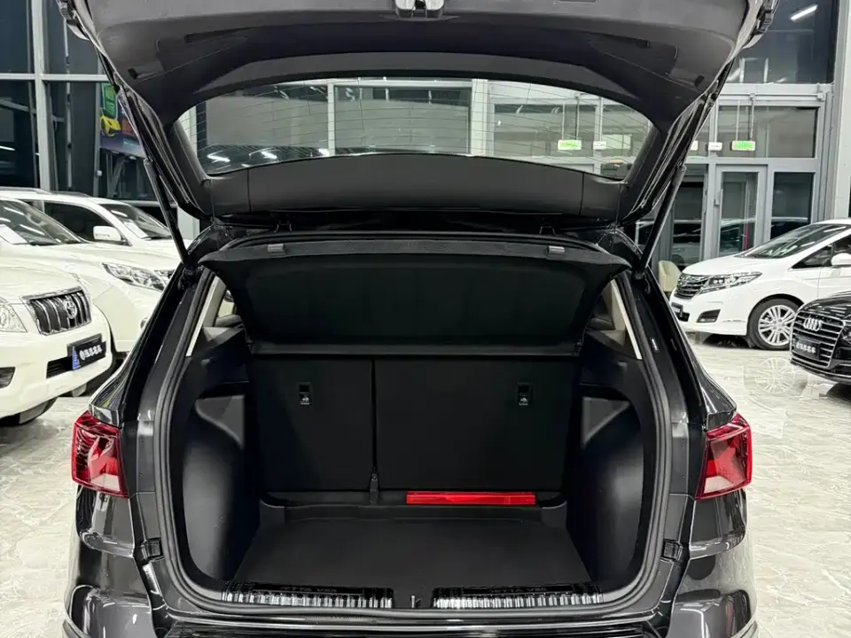 Jetta VS5