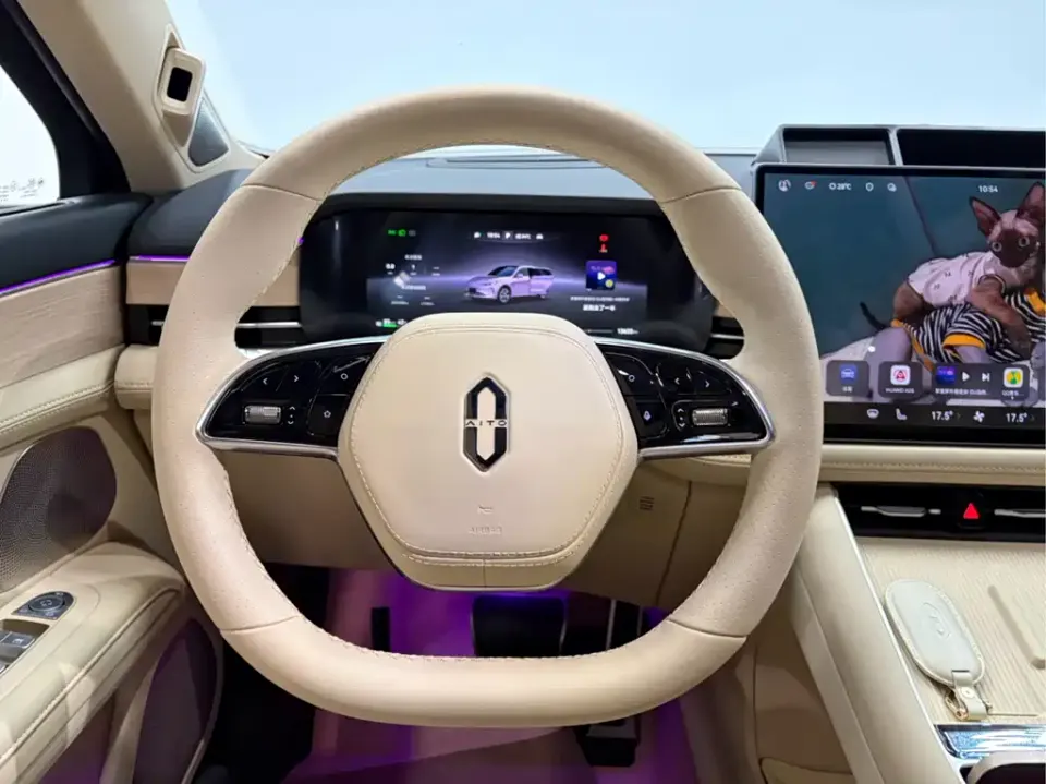 AITO AITO M5