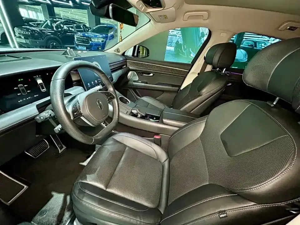 AITO AITO M5