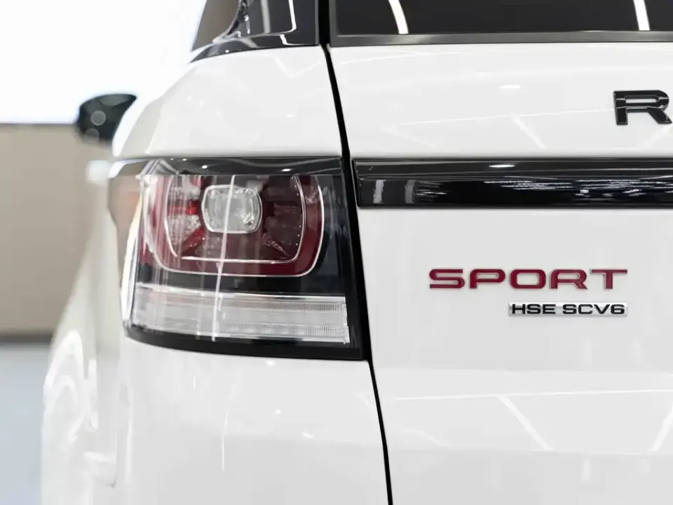 Land Rover Sport