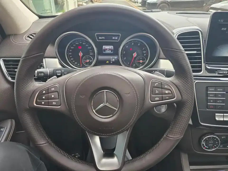 Mercedes-Benz GLS