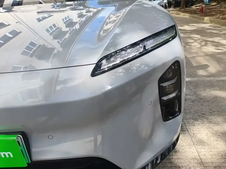 Nio ET5T