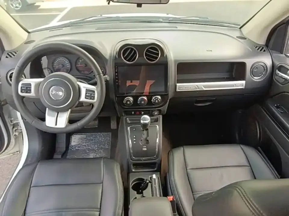Jeep Compass (Import)