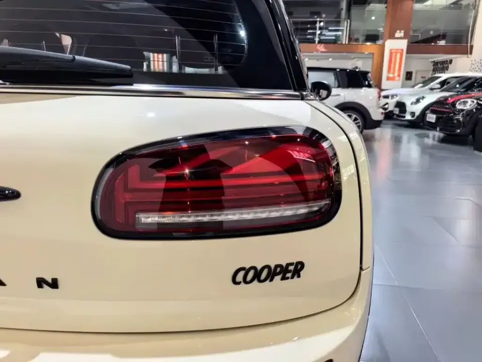 MINI Mini Clubman