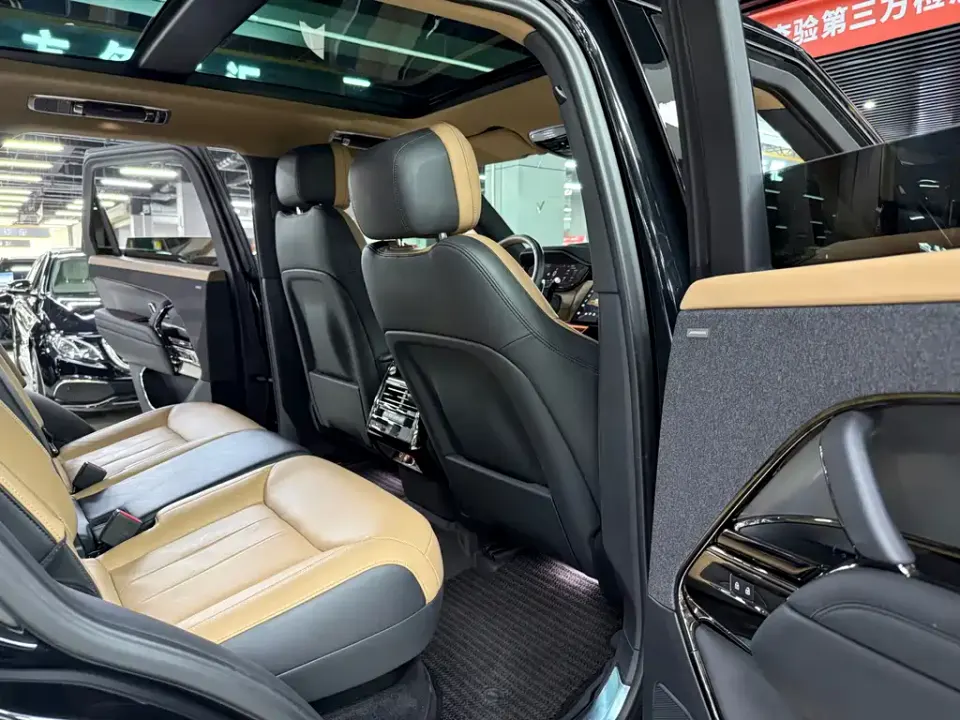 Land Rover Sport