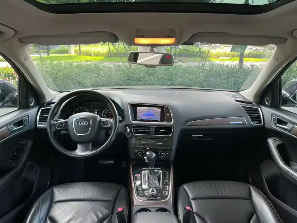 Audi Q5 (Import)