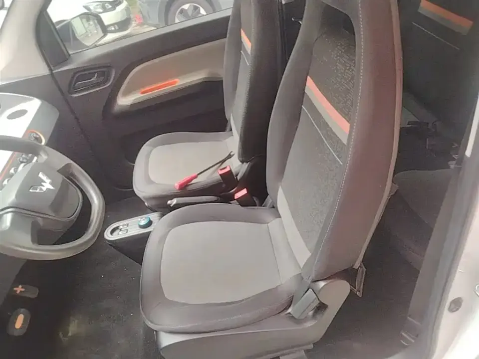 Wuling MINIEV