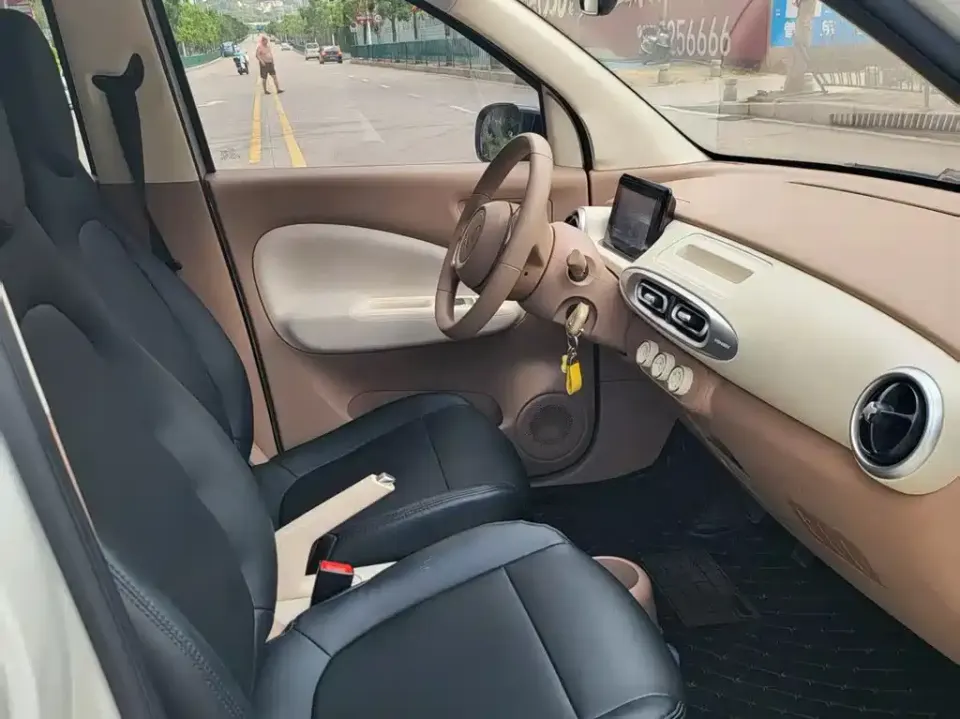 Wuling MINIEV