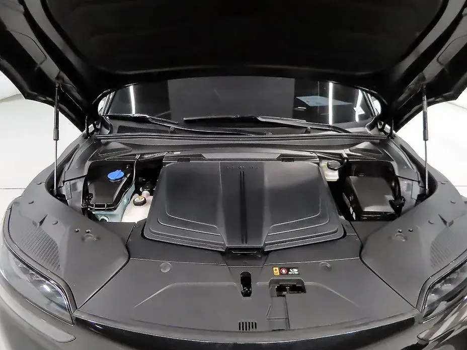 Genesis GV60