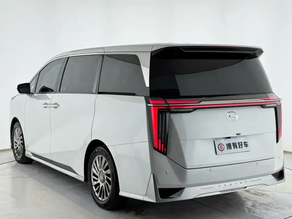 GAC Trumpchi M8