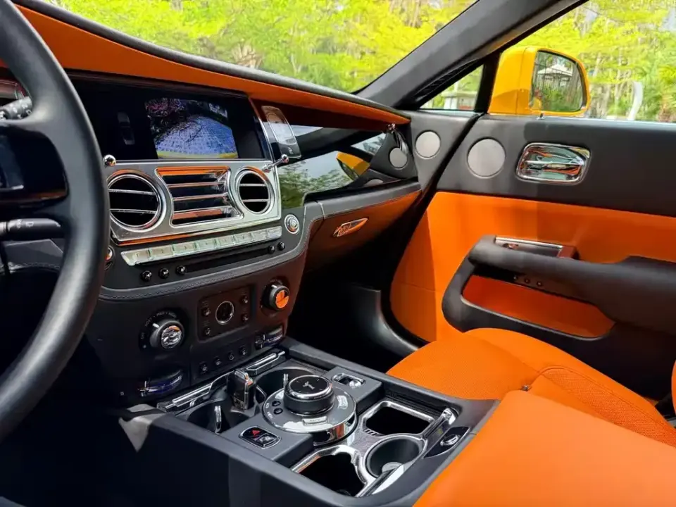 Rolls-Royce Dawn