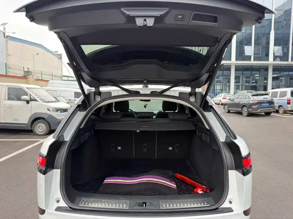 Land Rover Velar