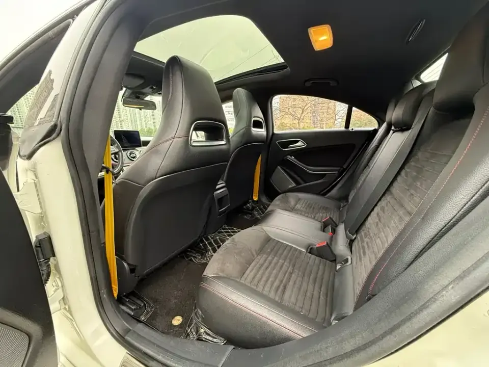 Mercedes-Benz CLA (Import)