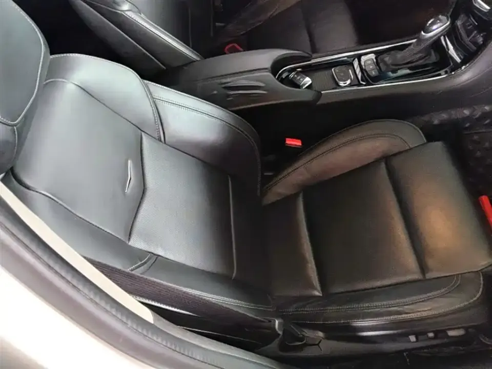 Cadillac ATS-L